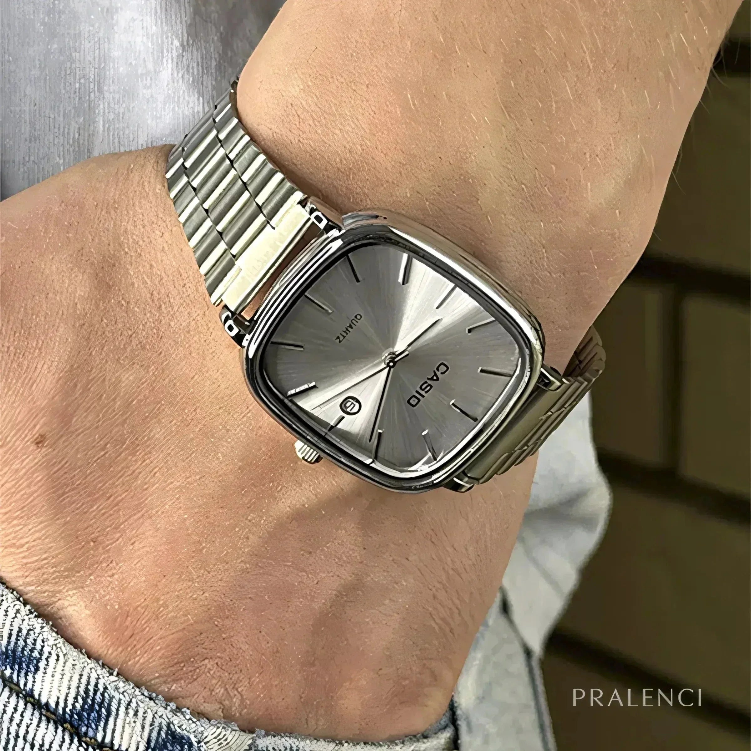 C A S I O Luxurious 36mm Watch - Water Resistant | Transferred steel Relógio CASIO Luxurious 36mm - Unissex Resistente à água | Aço Inoxidável Luxvian